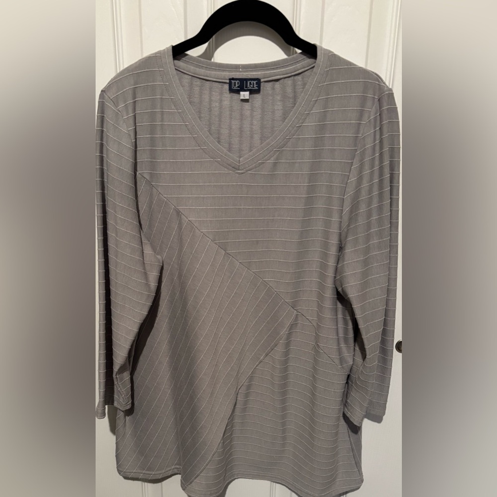 Top Ligne Gray Striped Long Sleeve Top